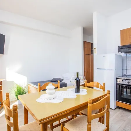 Tonci Apartmán Duće